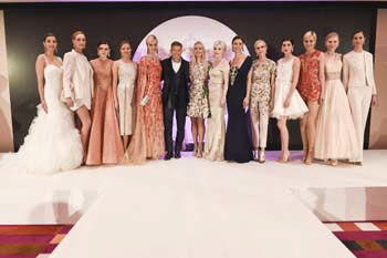 Models mit Julia Meise, Thomas Jirgens (Inhaber Juwelenschmiede), Christina Duxa-Belte (Inhaberin Christina Duxa Couture) und Nina Meise