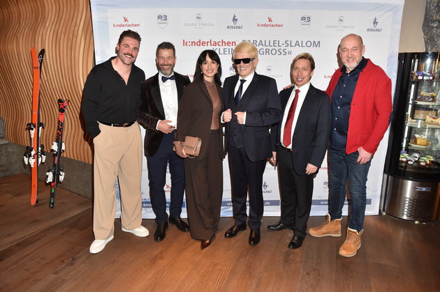 Benjamin Heinrich, Marc Peine (Kinderlachen e.V.), Stephanie Stumph, und Heino mit Manager Helmut Werner, Christian Vosseler (Kinderlachen e.V.)