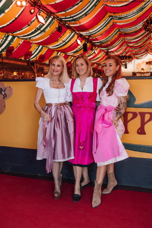 Sonja Kiefer, Katharina Lukas, Tiger Kirchharz. Foto: Alina Netter/UNUN PHOTOGRAPHY