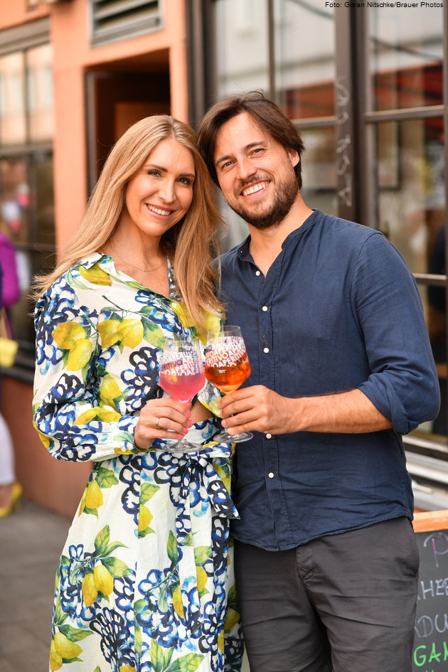Anja Gr�fin von Keyserlingk und Mann Konstantin. Foto: Goran Nitschke/Brauer Photos