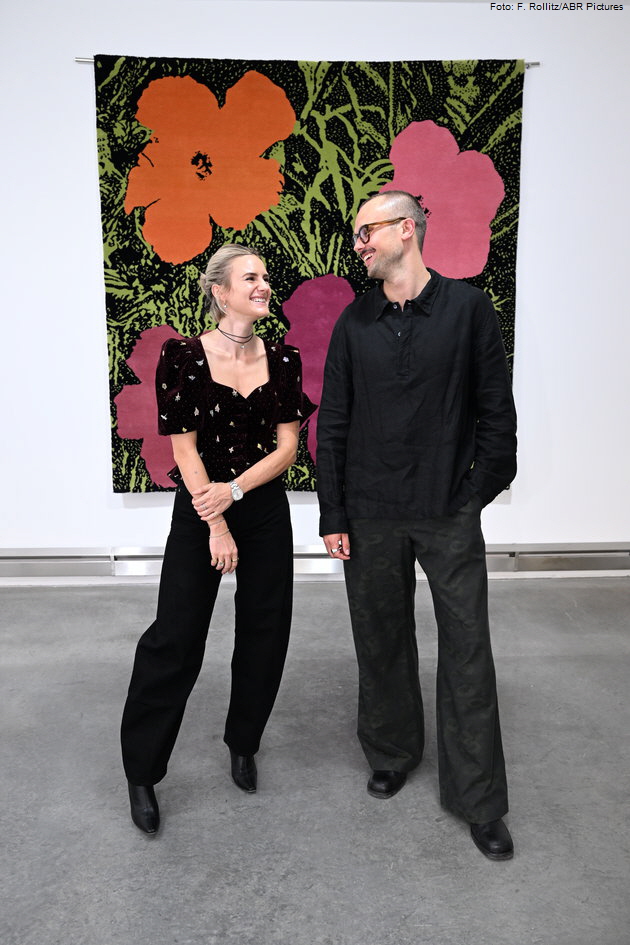 Basile Schellmann mit seiner Schwester Pauline Schnellmann. Foto: F. Rollitz/ABR Pictures