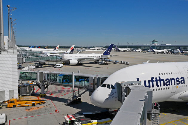 Flughafen_ATF0660